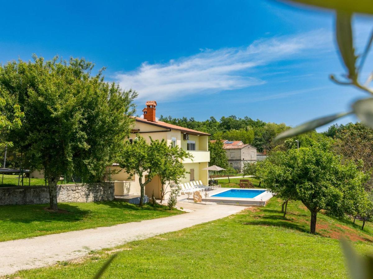 Holiday Home Larisa - Ipc141 By Interhome Pićan Εξωτερικό φωτογραφία